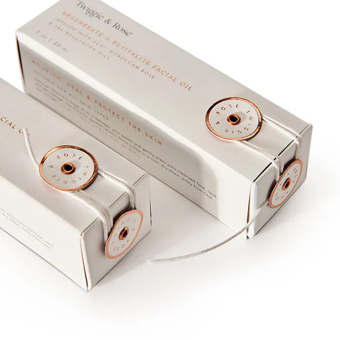Custom CBD essential oil packaging box cosmetic paper box glass dropper bottle with packaging box