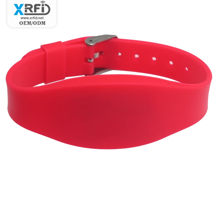 Hot Sell Eco-friendly Smell-less Adjustable RFID Silicone Wristband for Party
