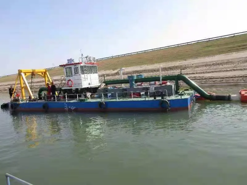 River sand Small sand drag suction dredger low price good quality