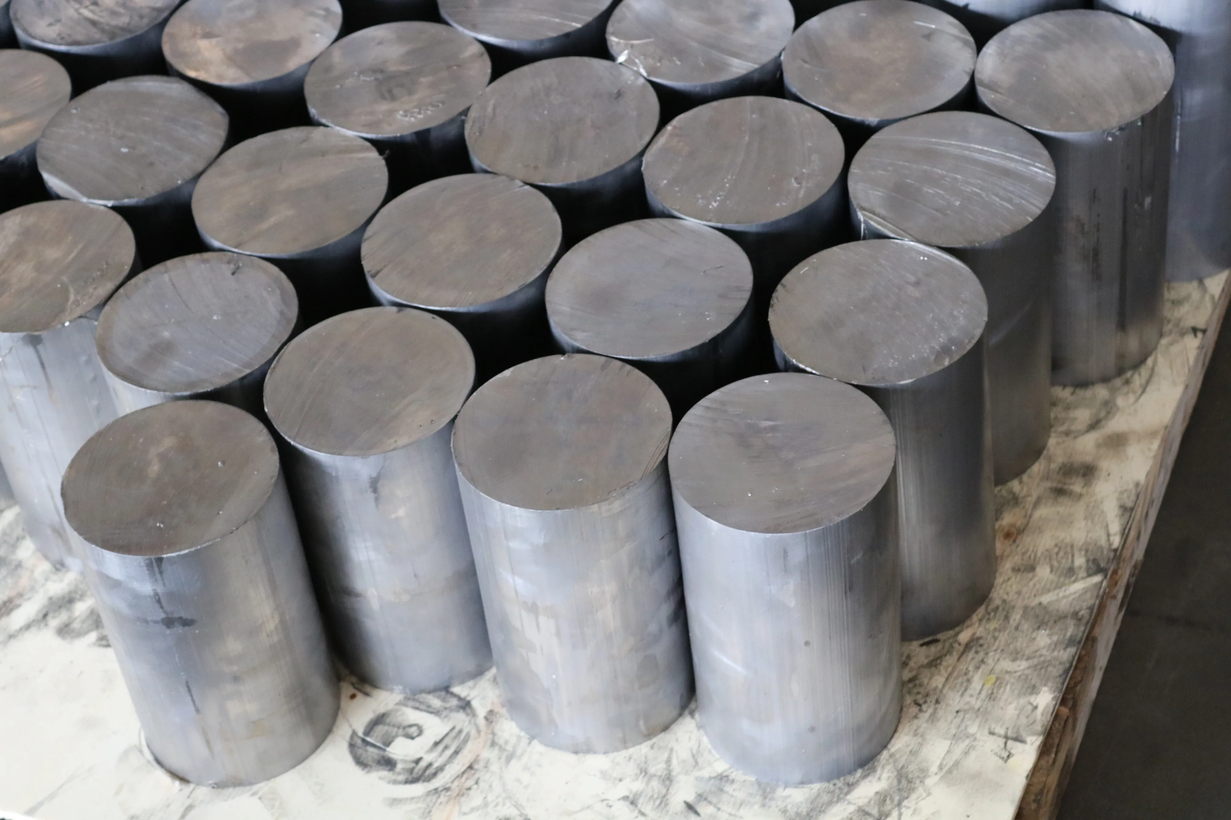 shanndong longhua Grey Color Lead Ingot Rod Fully Custamizable Pure Lead Rod/Core/Plug