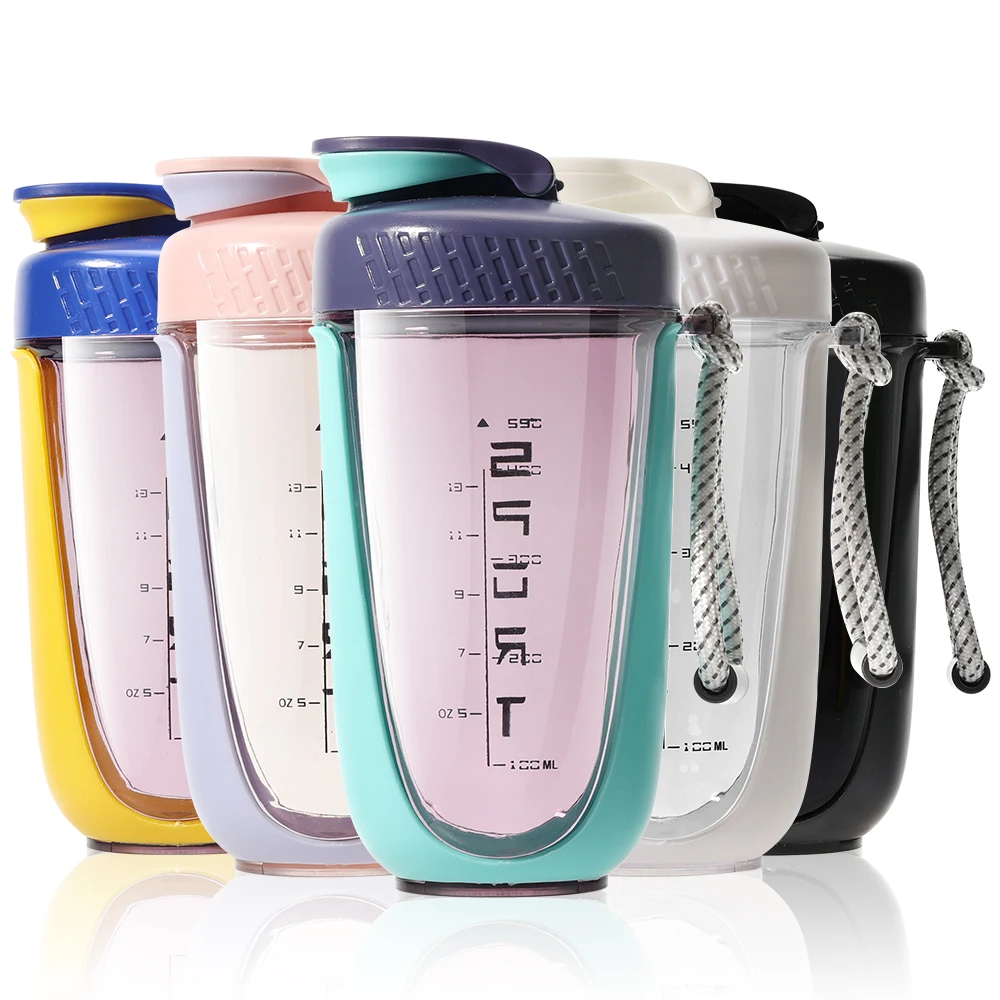 Custom Logo Sport Fitness GYM BPA Free 600ml Plastic Protein Shaker Bottle with Metal Mixer Ball Water bottle with Handle