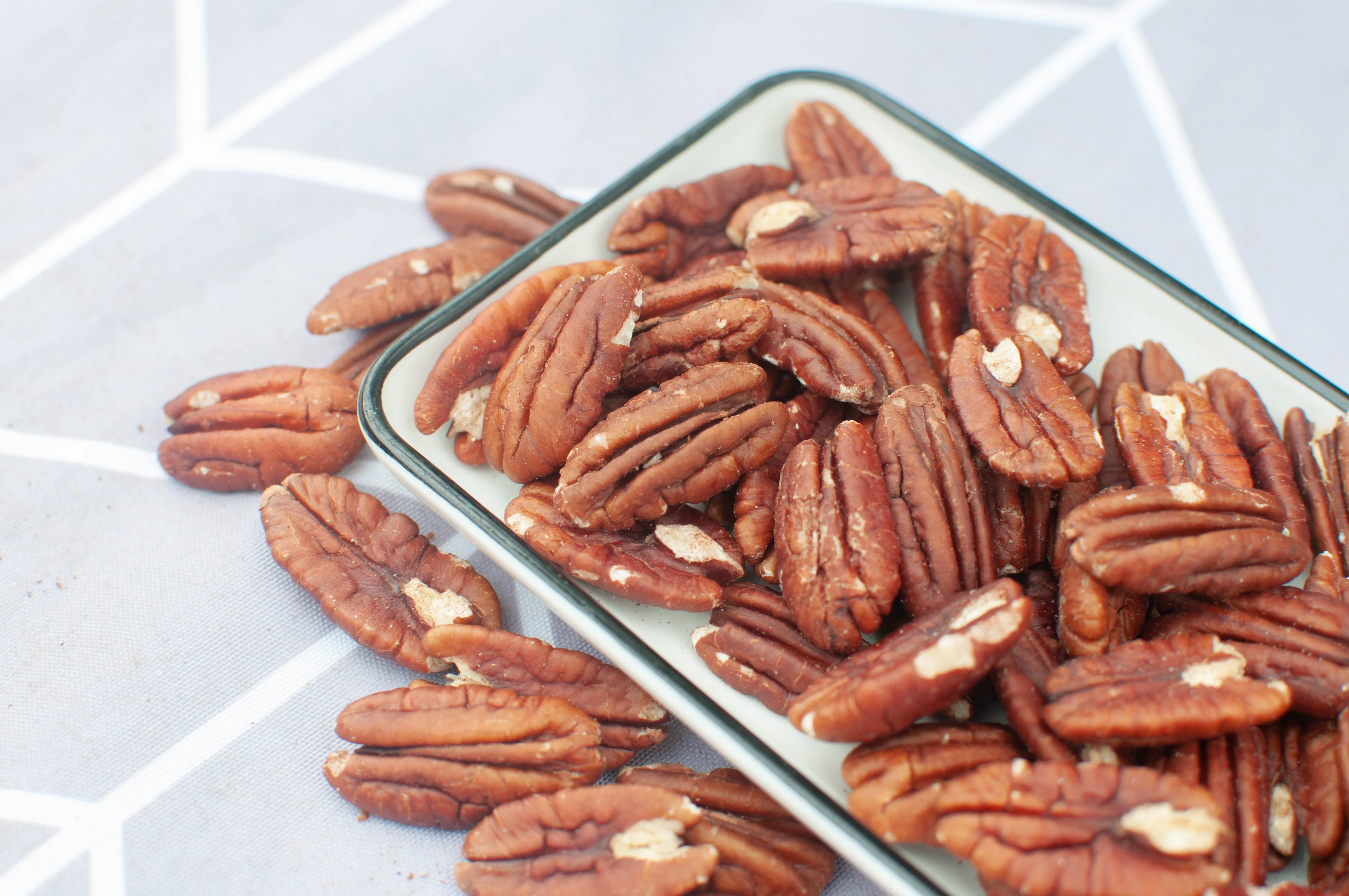 Chinese Professional standard Hickory Nuts Natural Storage Salted Milk Flavour Pecan Kernel