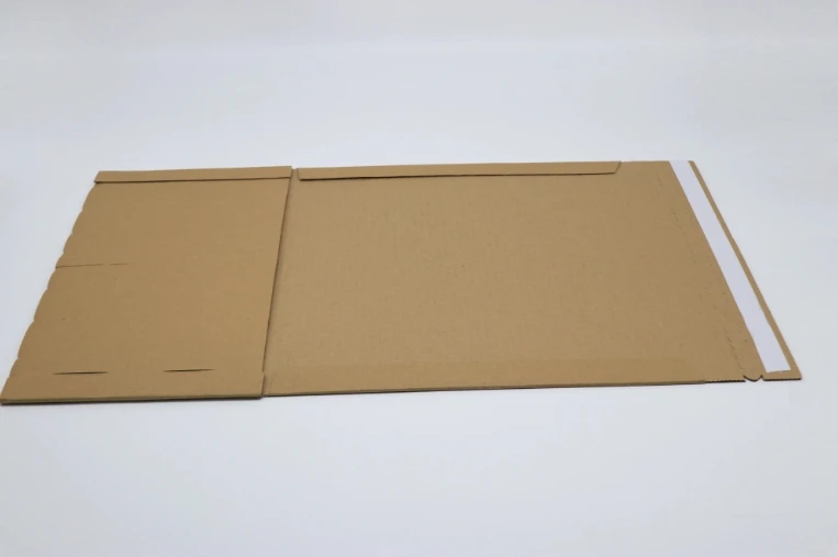 High Quality Strong Hard Corrugated Cardboard Book Wrap Box Twist Mailer Box for Comic Children Books Packaging