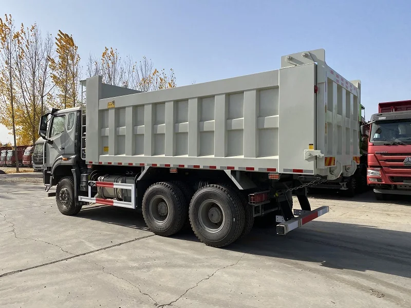  2020 Sinotruck самосвал 6x4 Hohan 25Ton по низкой
