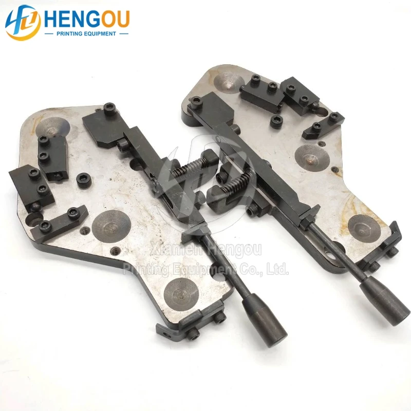 1 Pair Chinese High Quality  71.010.003 71.010.004 Plate CD102 CX102 SM102 SX102 Bearing Plate