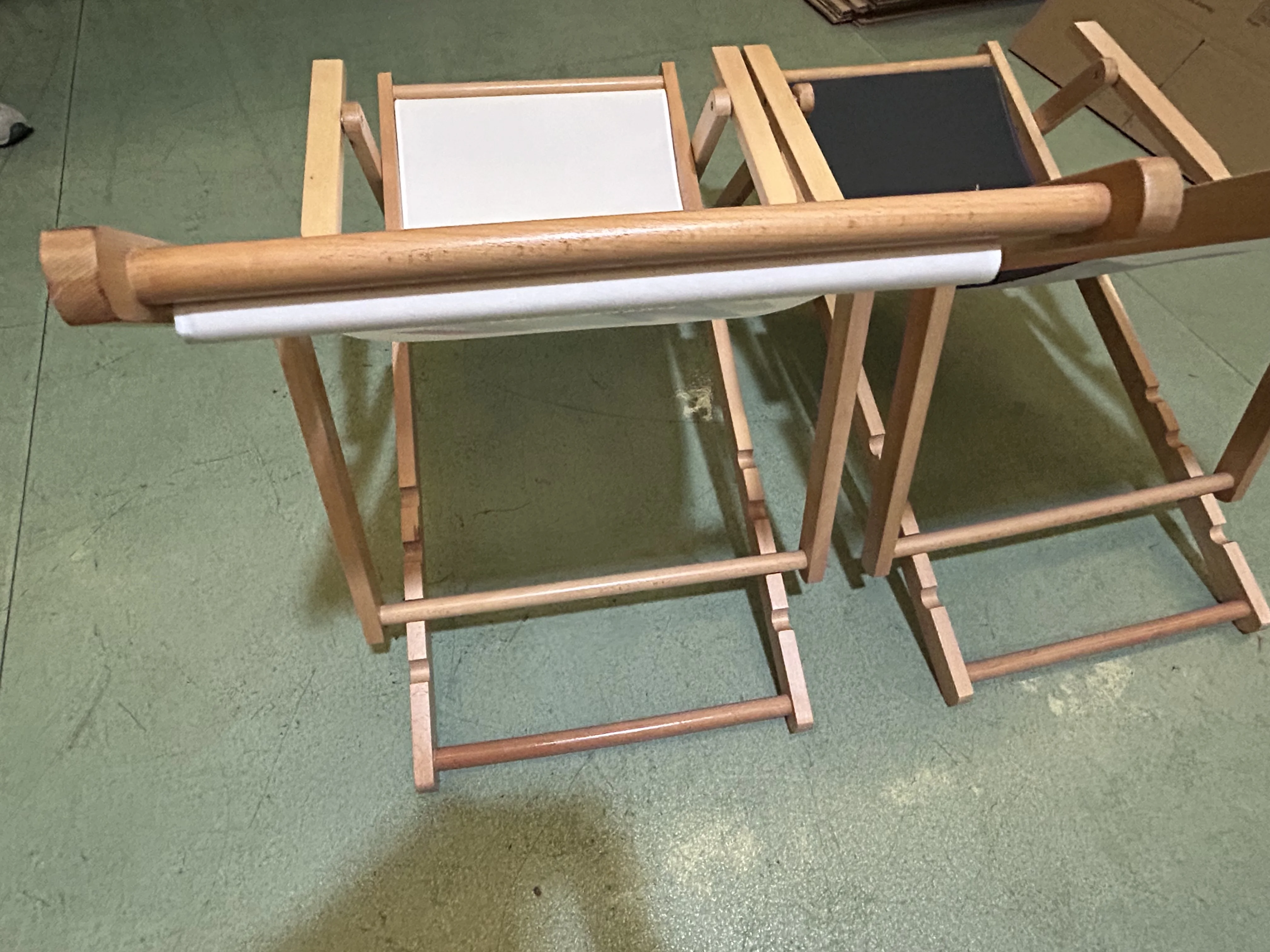 Outdoor Adjustable Low seat Wholesaler Custom prints adult sea sand Folding sun pool reclining wooden Cheap foldable beach chair