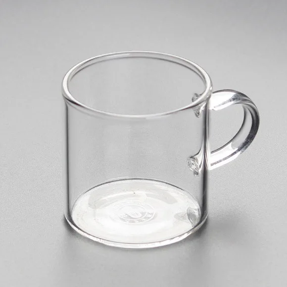 Small, thickened, heat-resistant mini glass teacups