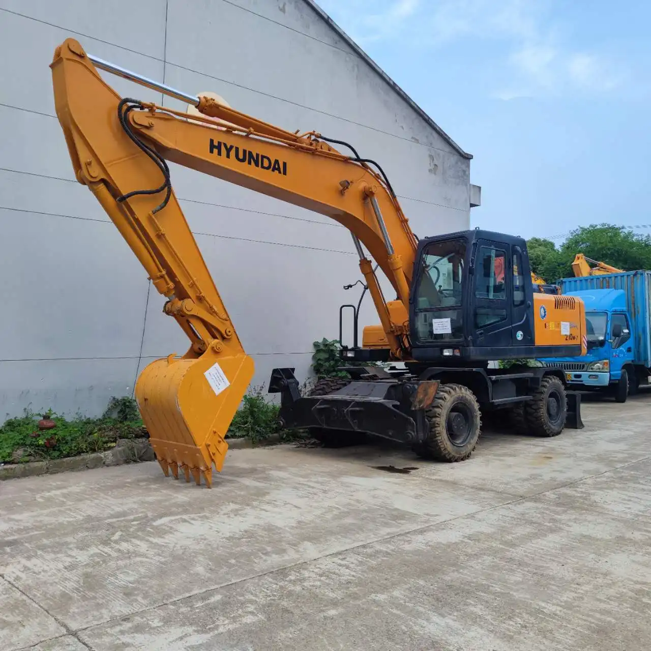 Оригинальный R210W-7 колесный экскаватор Hyundai 21-тонная Инженерная и строительная машина Большая Тяжелая для горячей продажи в Китае