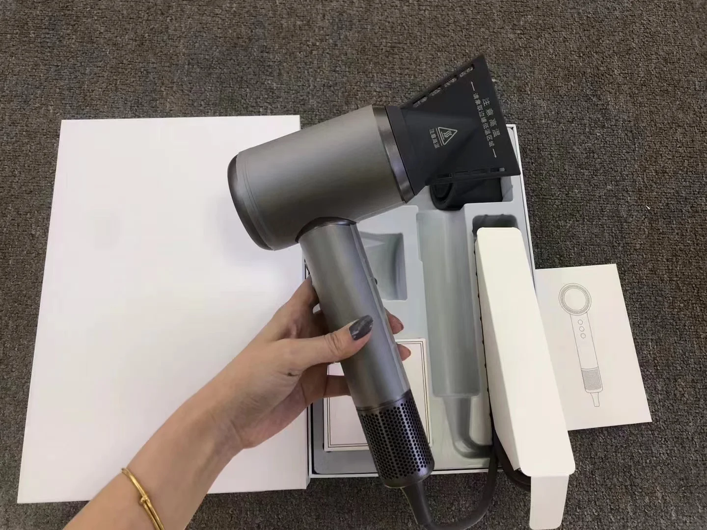 2023 NEW Design 110000rpm Negative Ion High Speed Portable Hotel Electric Brushless Leafless Hair Blow Dryer Professional Salon