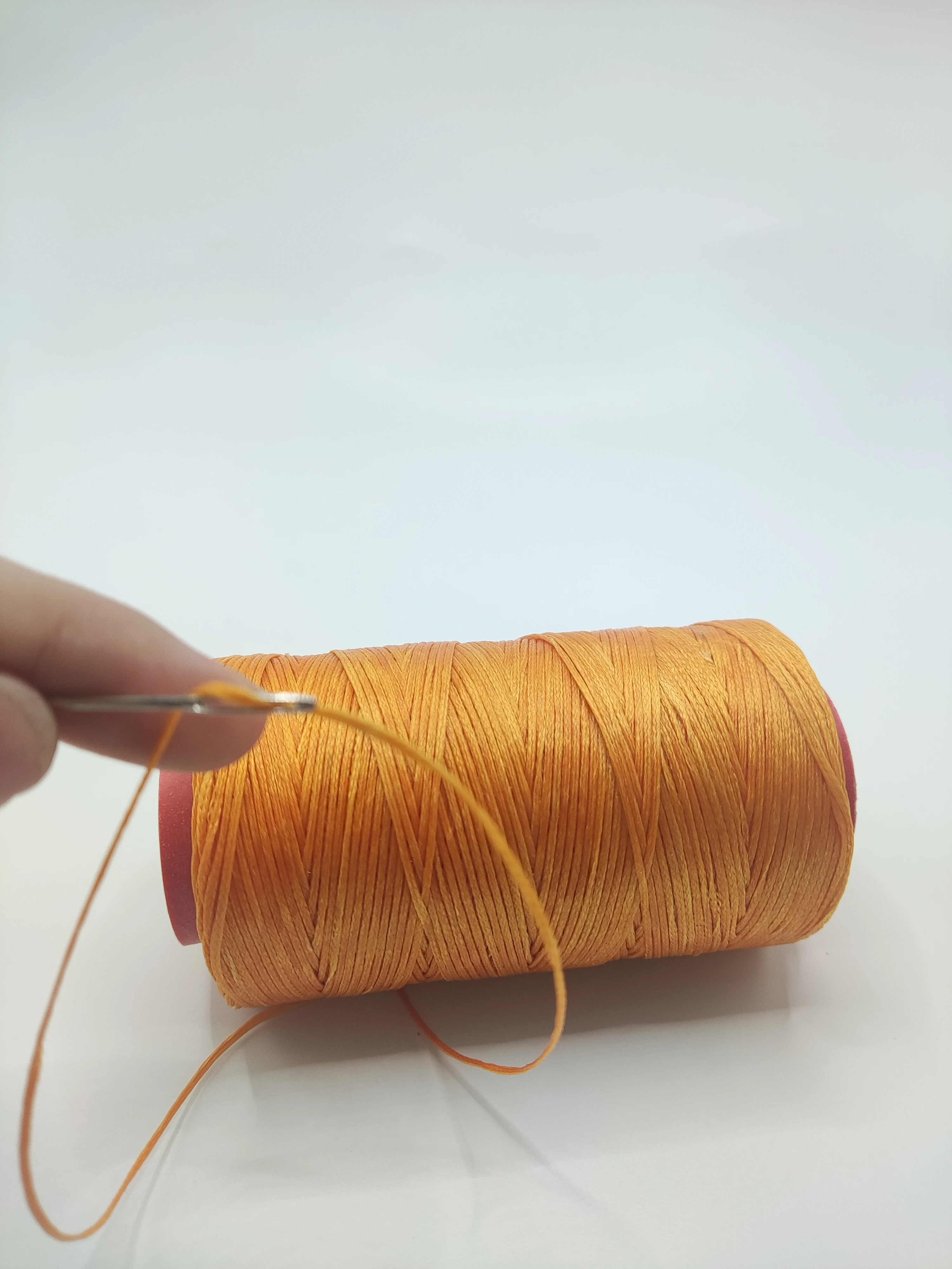 100% Polyester 100 gram  210d/16 flat Wax Thread 1mm  hilo encerado For Bracelets bisuteria