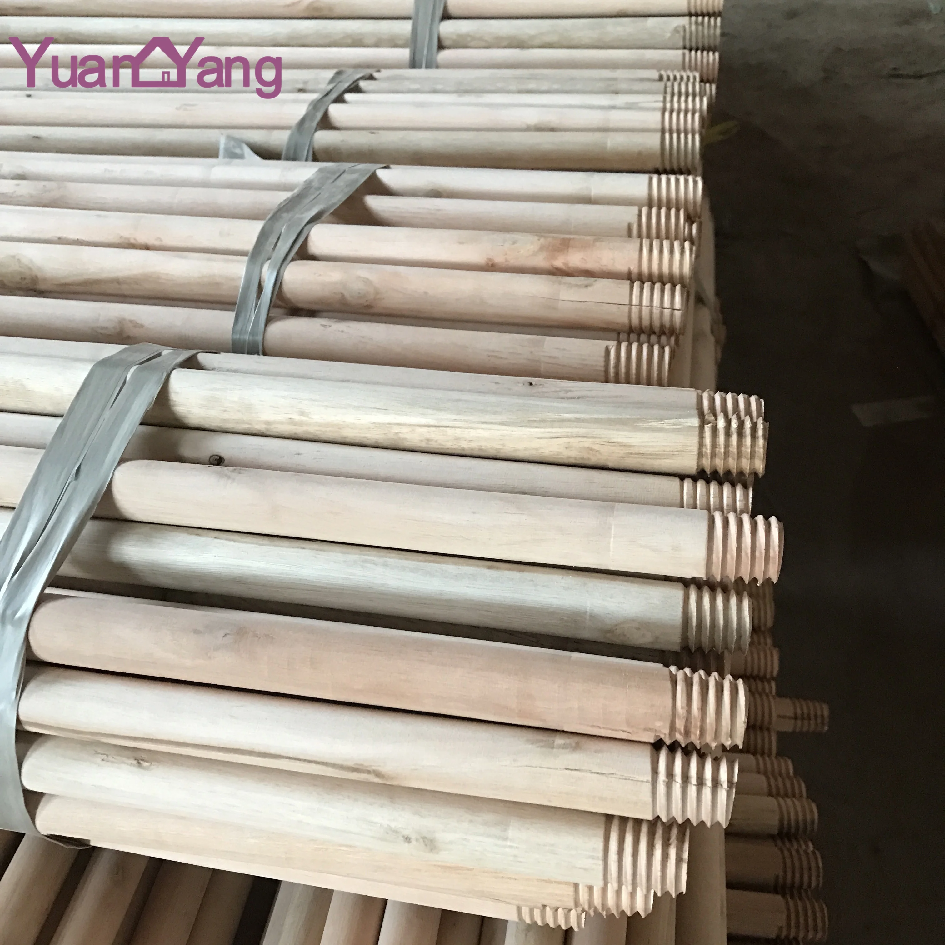 Wholesale Superior Quality Natural Wood Pole Wooden Handle