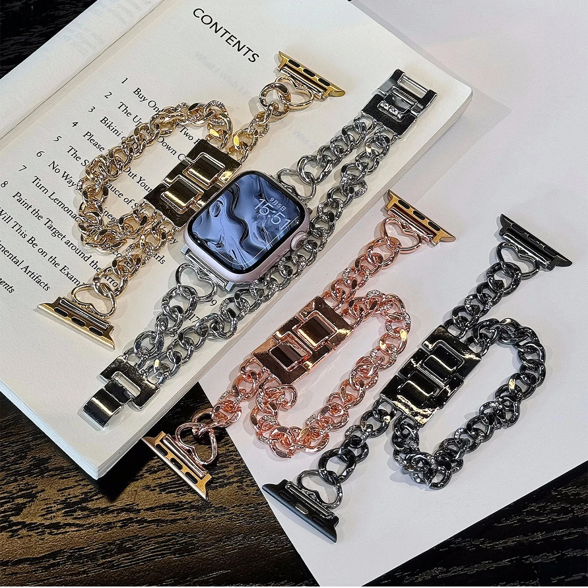 Металлический браслет с кристаллами