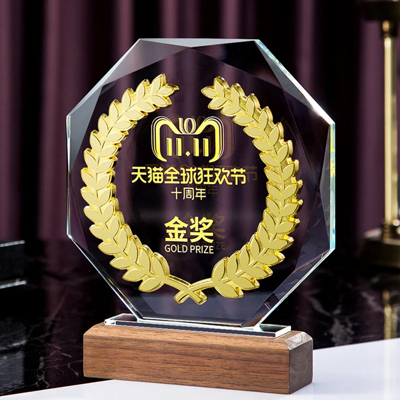 New Innovations Customized Logo Champion Award Fine Workmanship Crystal Glass Trophy With Base For Sale