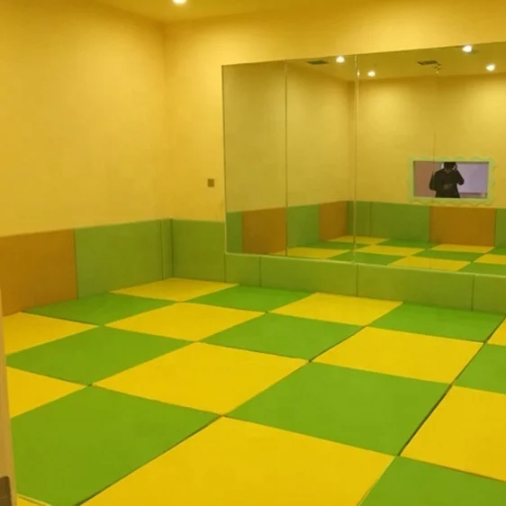 New arrival colorful kids indoor playground soft wall mat with protection