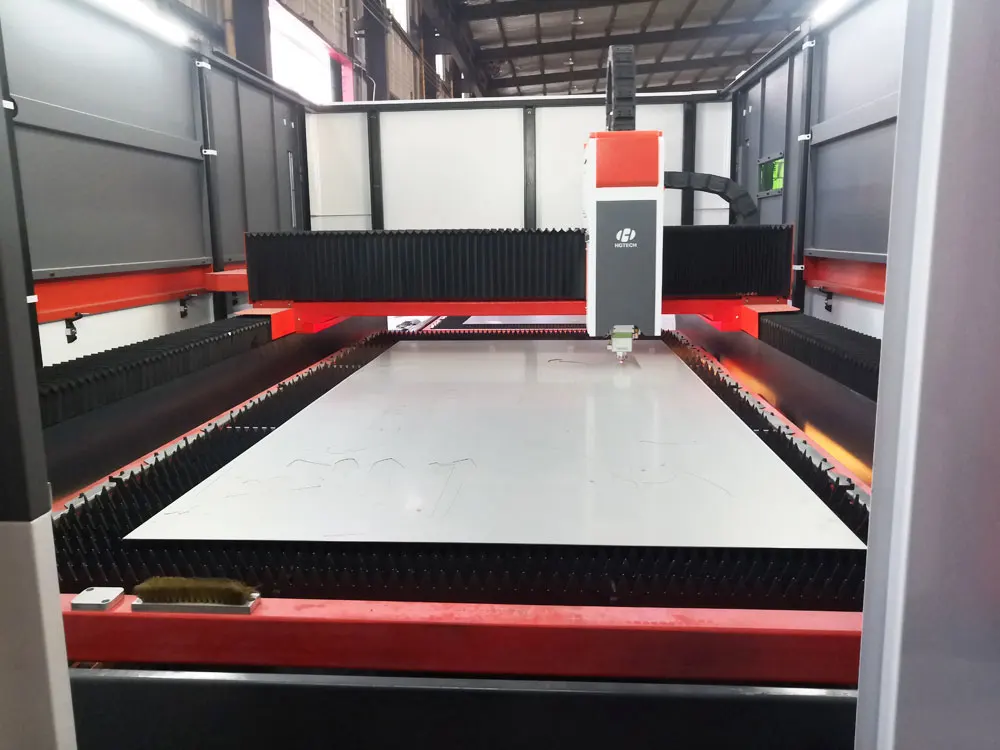 Известная легкая современная скульптура из нержавеющей стали для продажи