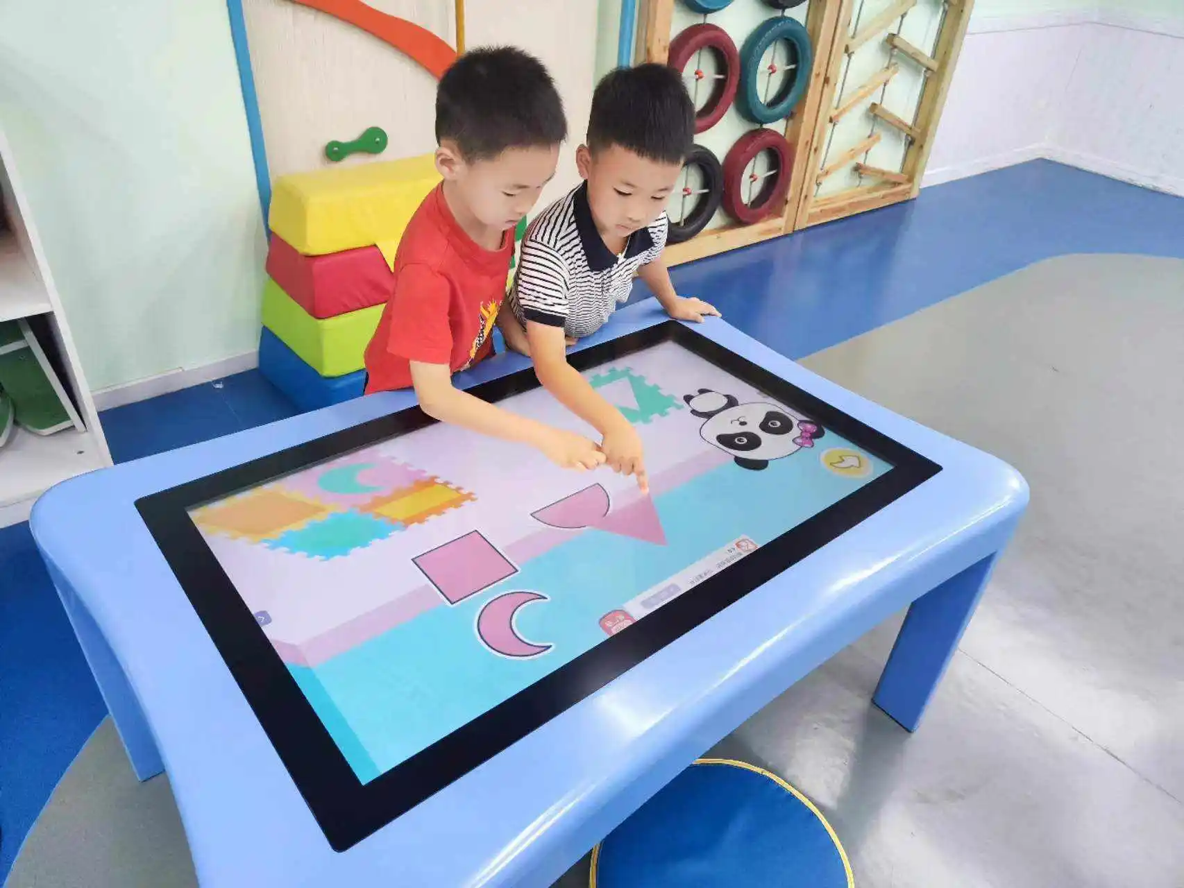 43inch 90cm 78cm height interactive touch table with 4mm tempered glass and legs detachable for restaurant and libuary