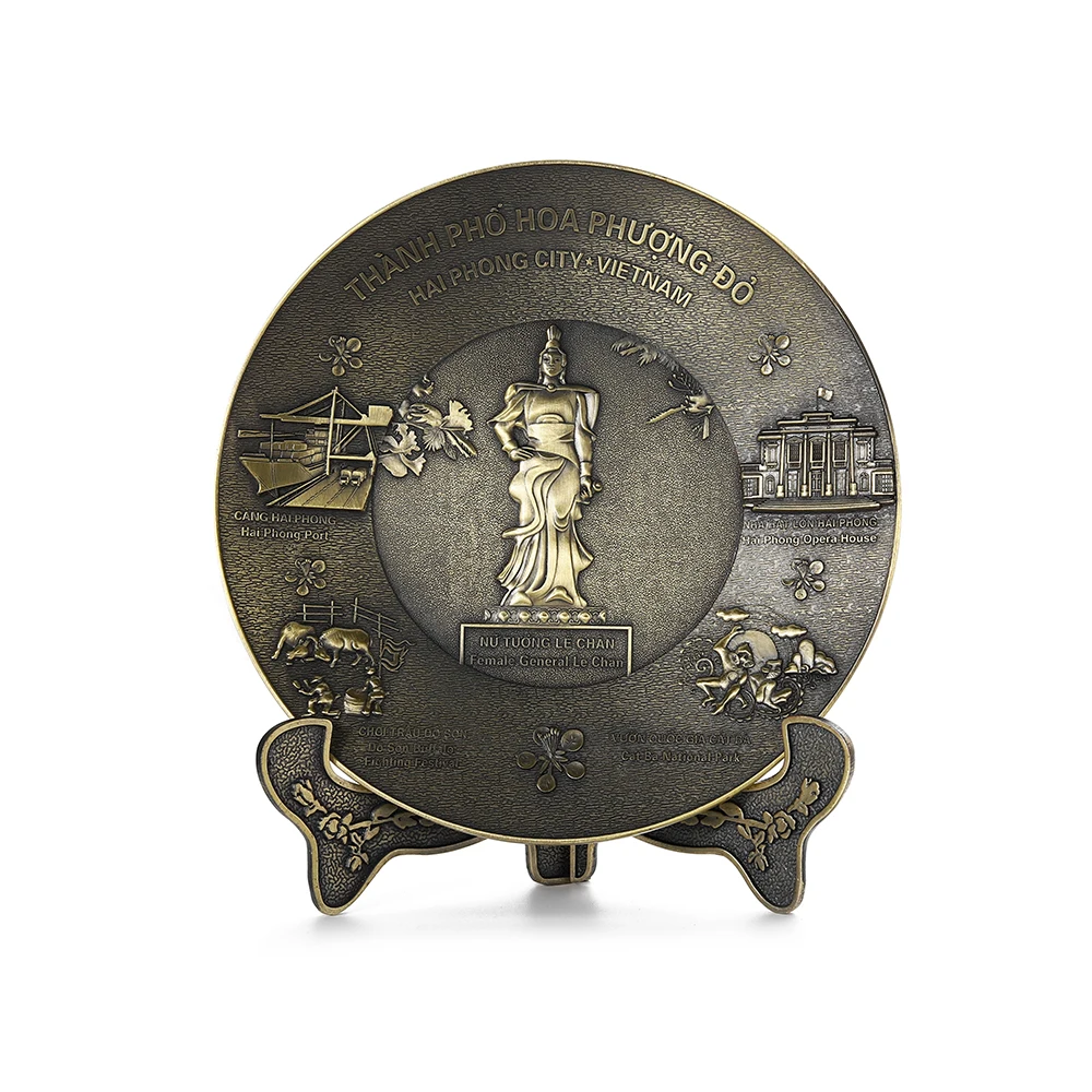 Custom Design 3 D Commemorative Antique Bronze Souvenir Metal Plaques With Wood Or Metal Stand Memorial Award Plaques Or Plate
