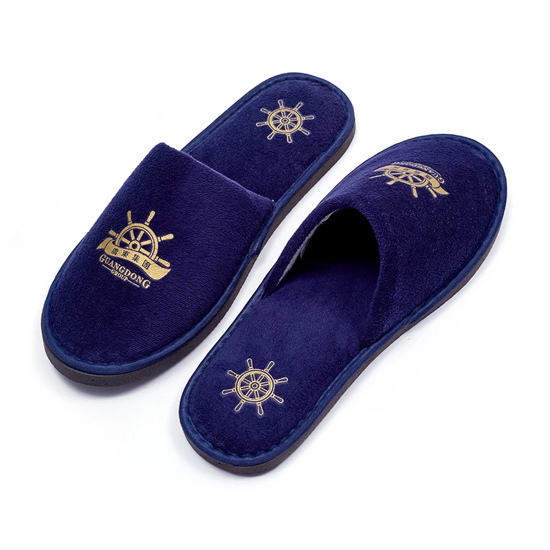 Wholesale Closed Toe Coral Fleece Customized Logo Luxury Hotel Bedroom Guest Slipper Disposable Hotel Slippers