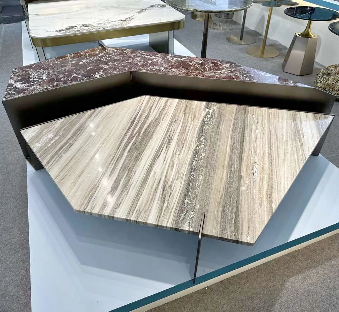 JS T157 2023 Latest Table Furniture Design Mix Natural Marbles Centre Coffee Table Irregular Shaped Low End Table Metal Frame