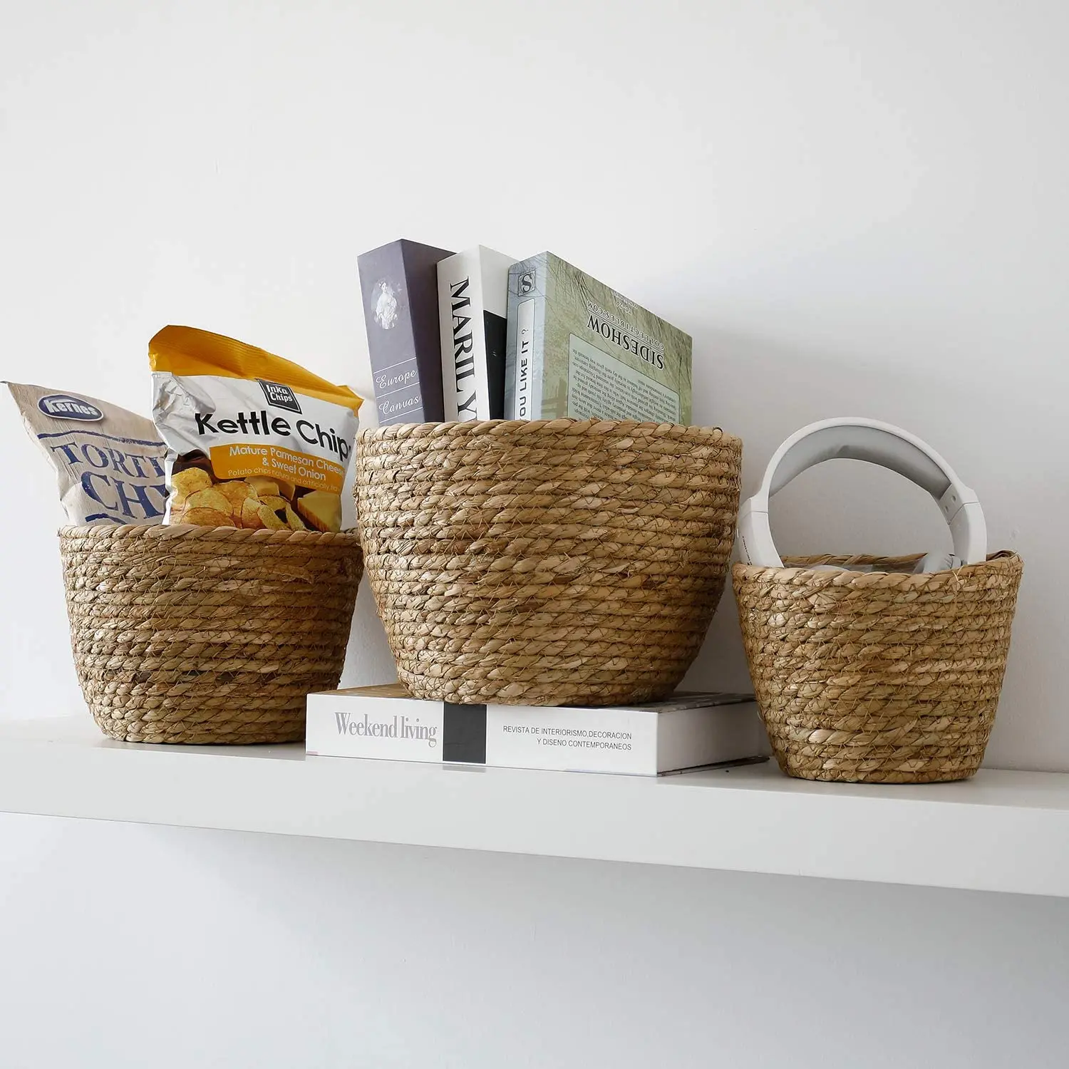 
Factory Amazon Hot Sale 3 Pcs Handmade Woven flower Planter Straw Basket with Waterproof Plastic Liner 