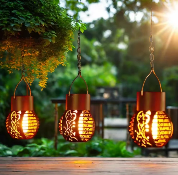 Solar Simulation Flame Lamp for Outdoor Garden Decor Waterproof Balcony Terrace Pendant Garden Light