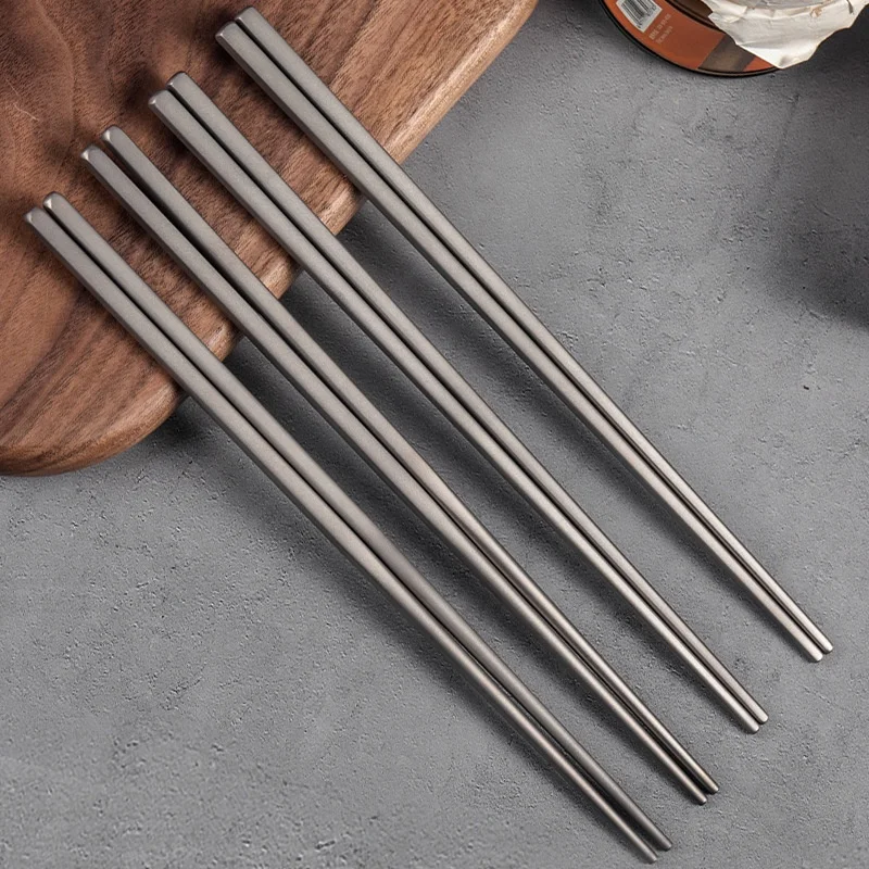 2022 New reusable silver metal pure titanium Chopsticks