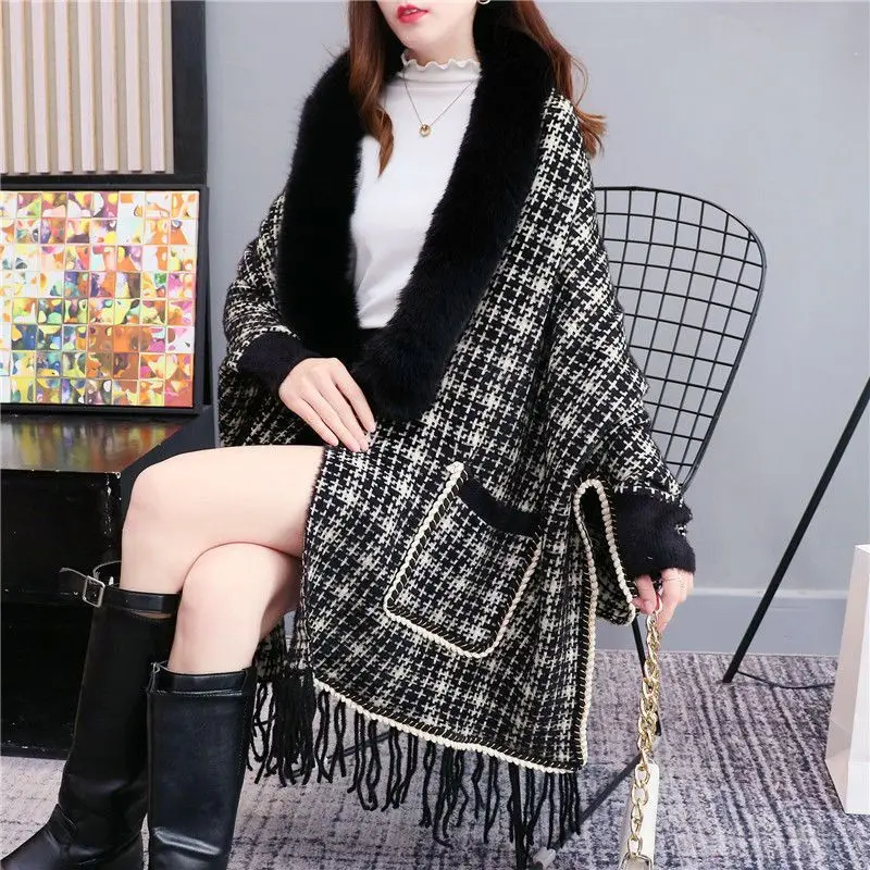 2024 Autumn and Winter New Luxury Autumn Winter Mink Fur Collar Shawl Ponchos Knitted fur collar shawl cardigan