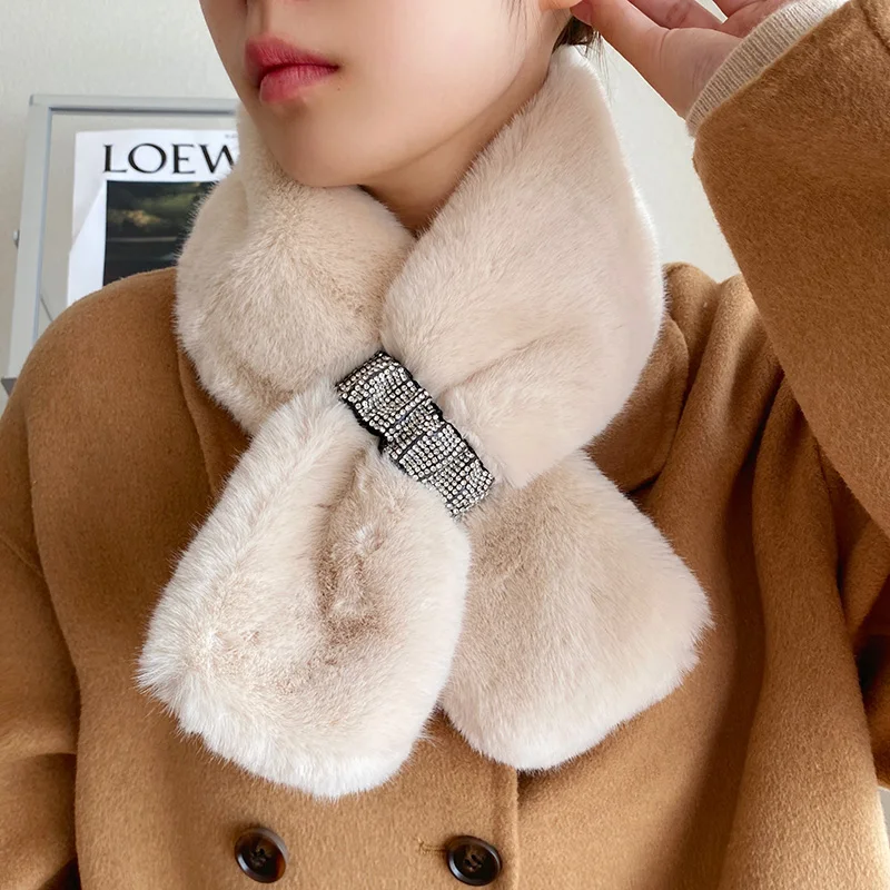 Factory Low Moq Winter Neck Scarf Multicolor Faux Fur Diamond Rhinestone Loophole Scarfs Soft Cozy Thick Neckerchief For Women