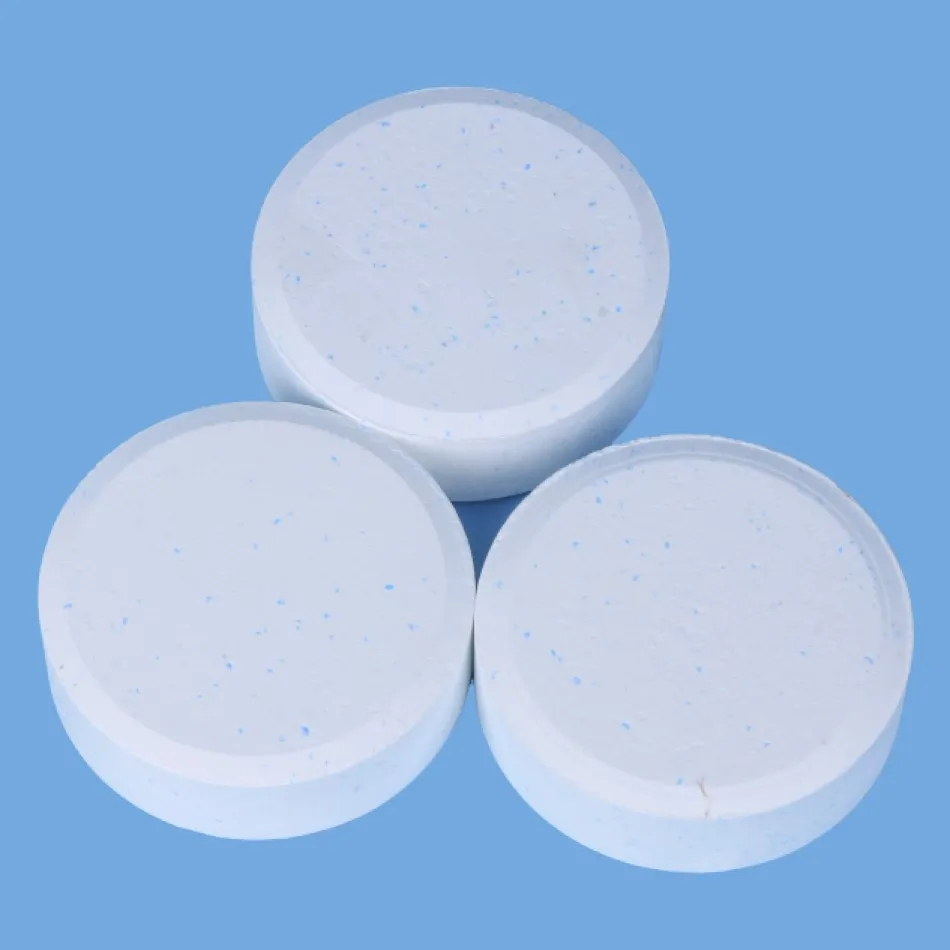  Blue Multifunctional 200g Swimming Pool 5-8 Mesh Powder Trichloroisocyanuric Acid Granular TCCA 90% Chlorine