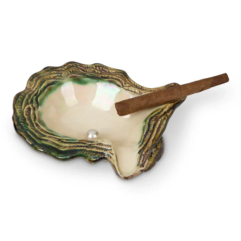 Fine Highly Detailed Oyster Shell Porcelain Cigar Ashtray