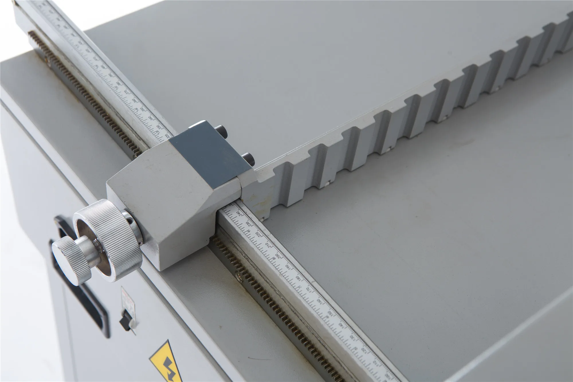 Factory 450V electric paper cutter machine sheet cutting paper cheaper price