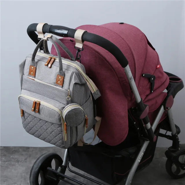 2022 New Born Diaper Bag Backpack With Portable Changing Pad Hanging Baby Backpack Organizer Waterproof High Capacity