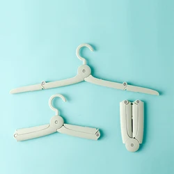 Hot Selling Collapsible Plastic Clothes Hanger, Manufacturer Folding Plastic Hangers For Clothes