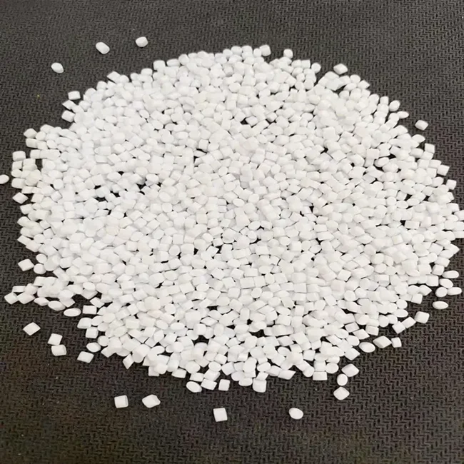 PET plastic granules Hualei CR-8863 bottle grade polyester chips are used for oil bottles, wine bottles and PET sheets