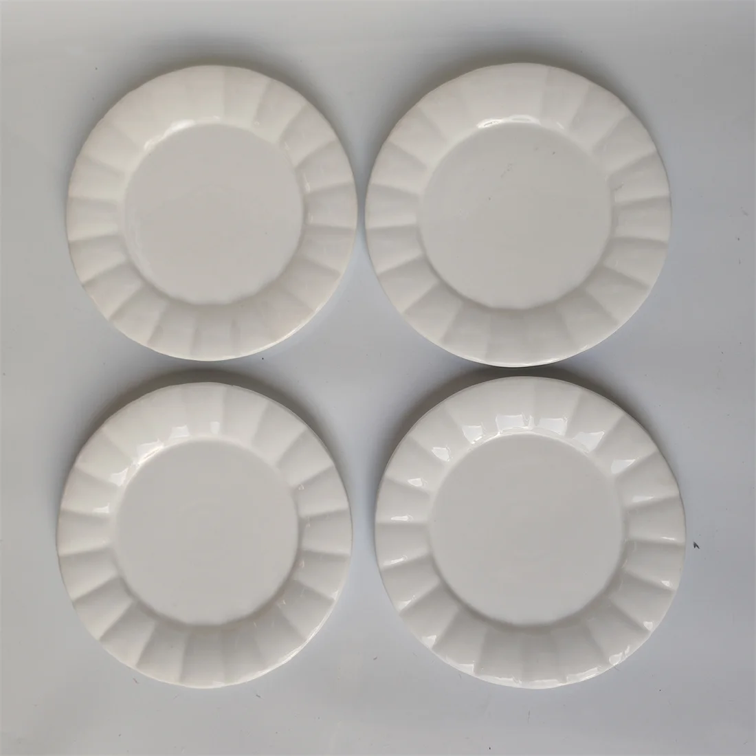 High Quality White Porcelain Dinner Plate round Flat Design Weddings Parties Factory Original High White Porcelain Dishes Sets