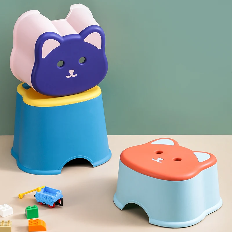 Lovely Cartoon Stool Plastic Colorful Children Round Stool