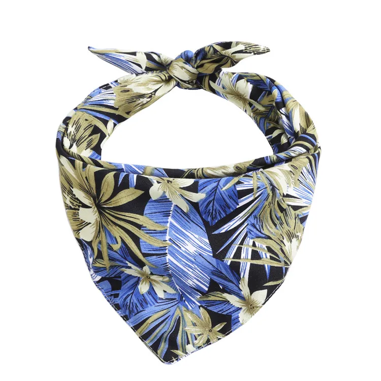 Pet summer beach outdoor cat saliva towel American Hawaiian dog triangle scarf