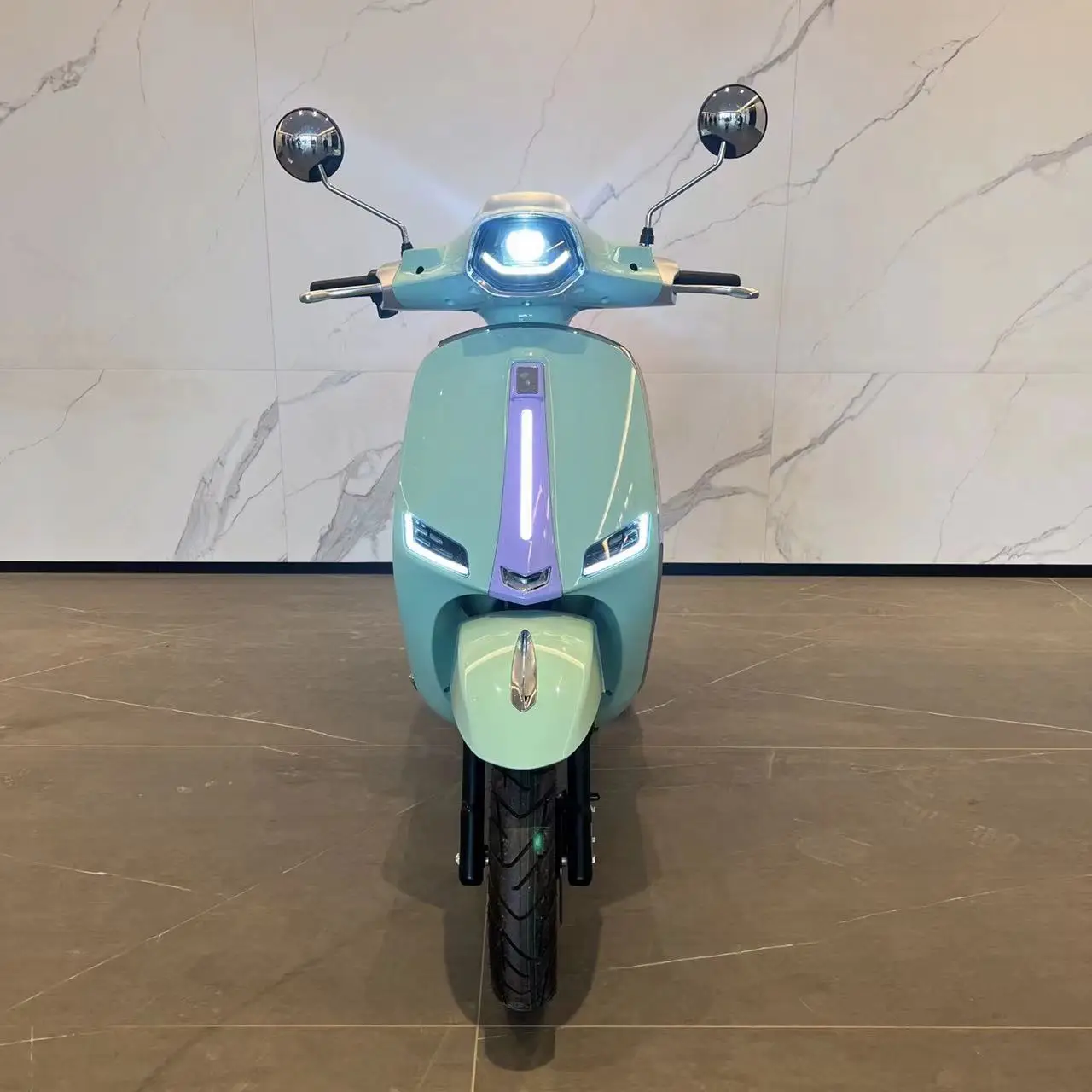 New Arrival Popular Sport Small Adult Electric Scooter Motorcycle 72v 2000w Two Wheel Electric Motorcycle Racing For Sale