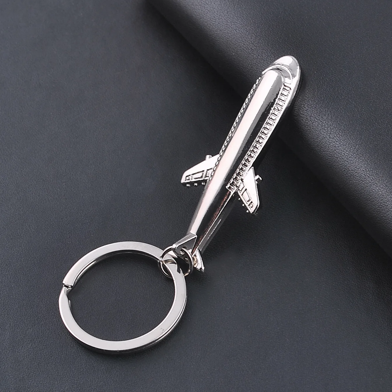Airline Promo New Keychain Metal Naval Aircraft Fighter model Aviation Gifts Key ring Model Air Plane Keyring