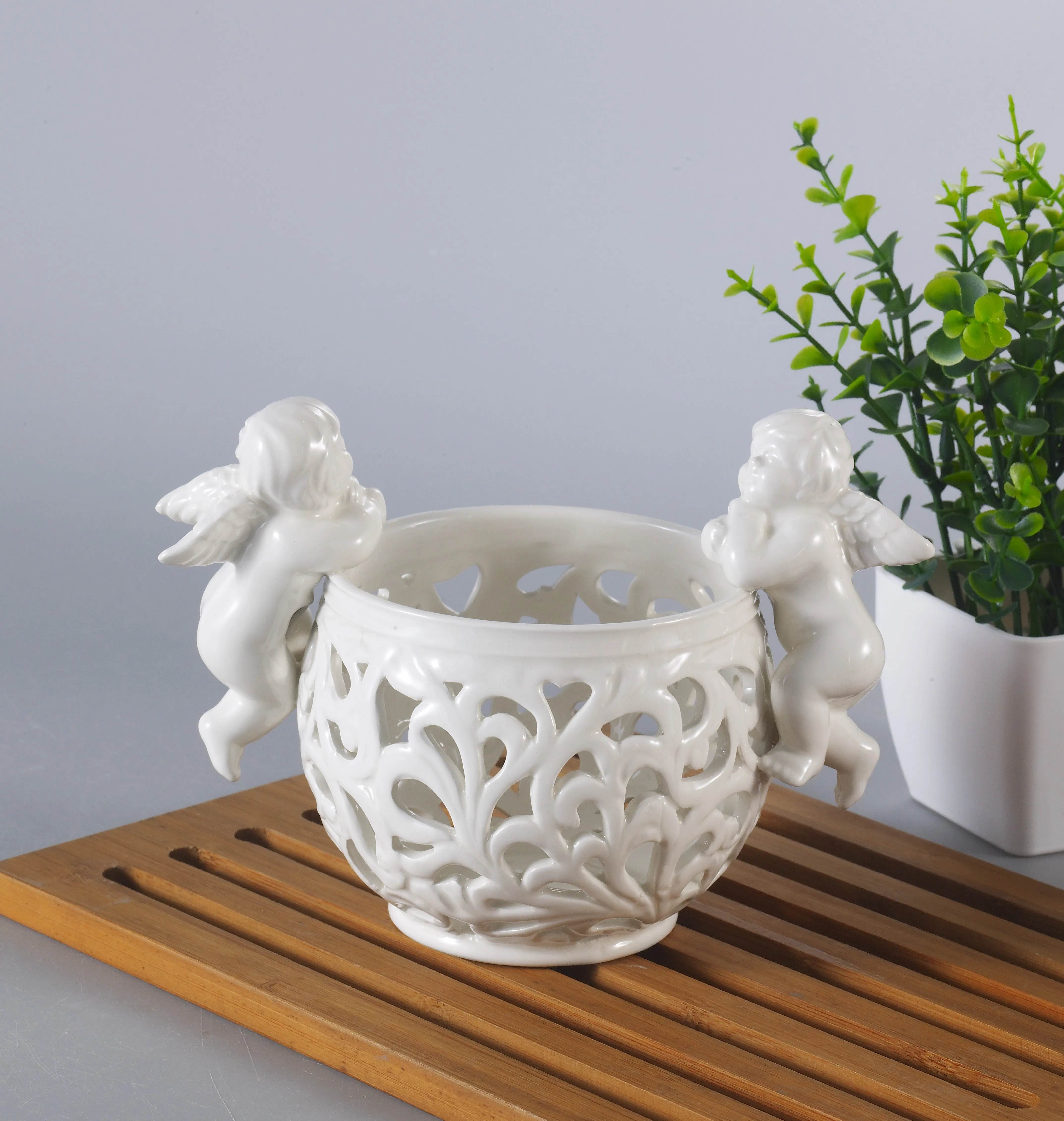 KF160004 Hot-sale creative table Decorative ceramic Fruit Bowl with Angel holiday feature Eco  tableware type Items product