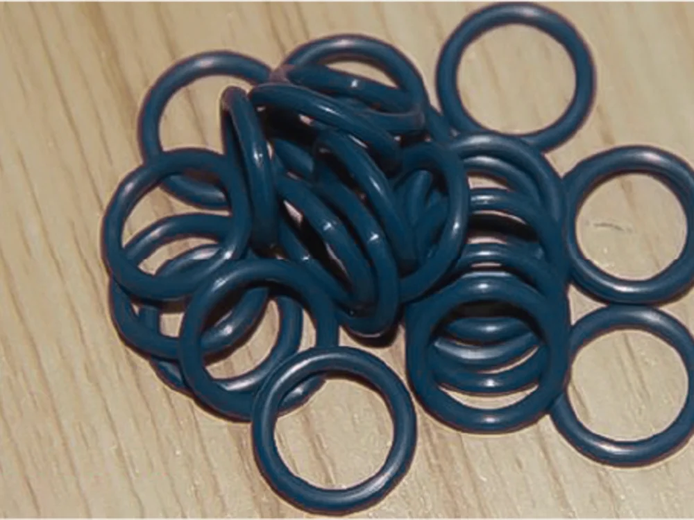 Mixed silicone rubber is used in the manufacture of self-lubricating oil seals and other products