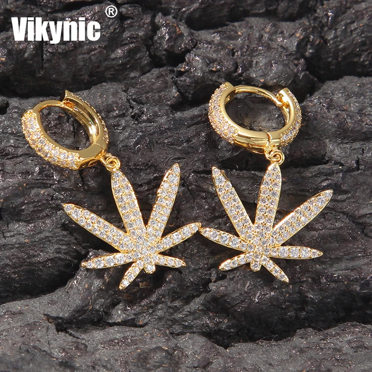 Hot Sale New Full Diamond Hip Hop Piercing jewelry 18k gold plating iced zircon maple leaf earrings