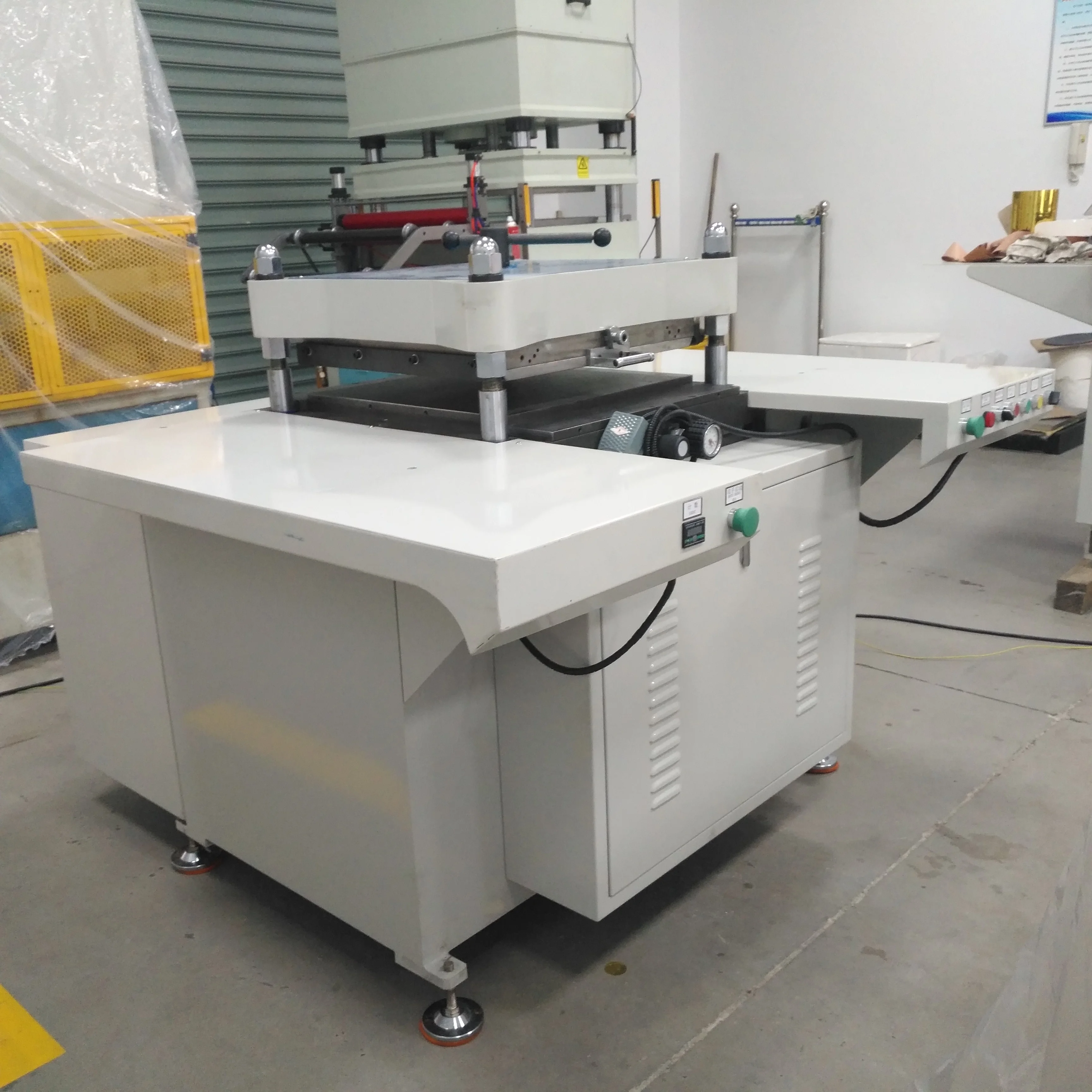 Dust-Proof Material EMI Shielding Materials Paper Sheet Die Cutting Machine