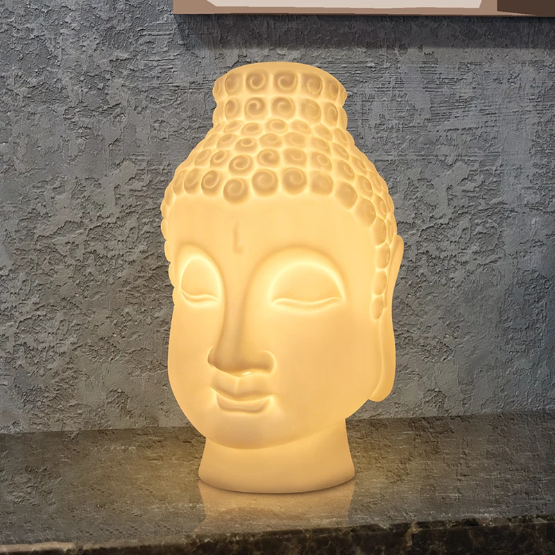 Настольная лампа в форме буддизма