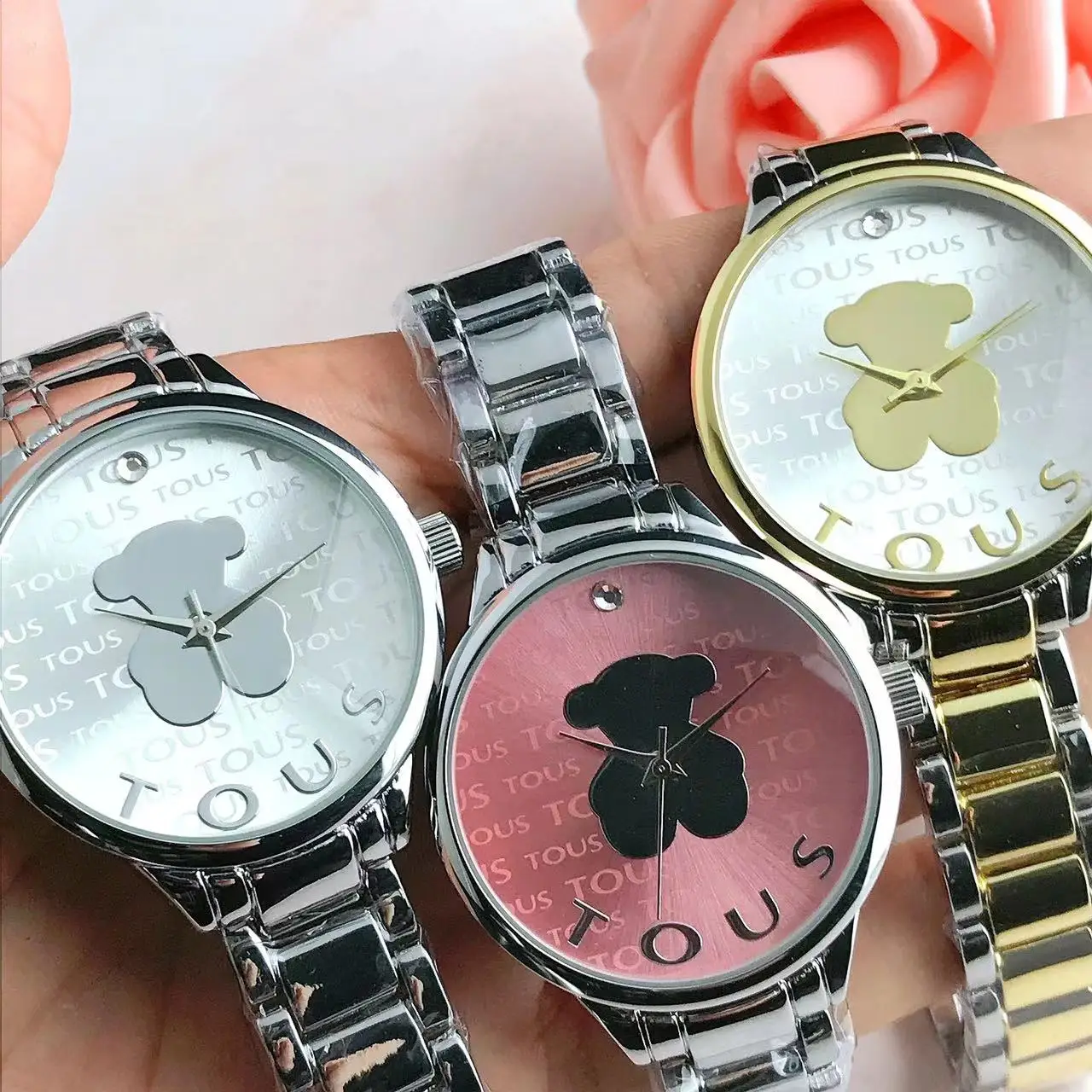 2023 Factory Wholesale TOUSes Watch Fashionable Exquisite Bar Nail Circle Watch Suitable for Men Women Watches