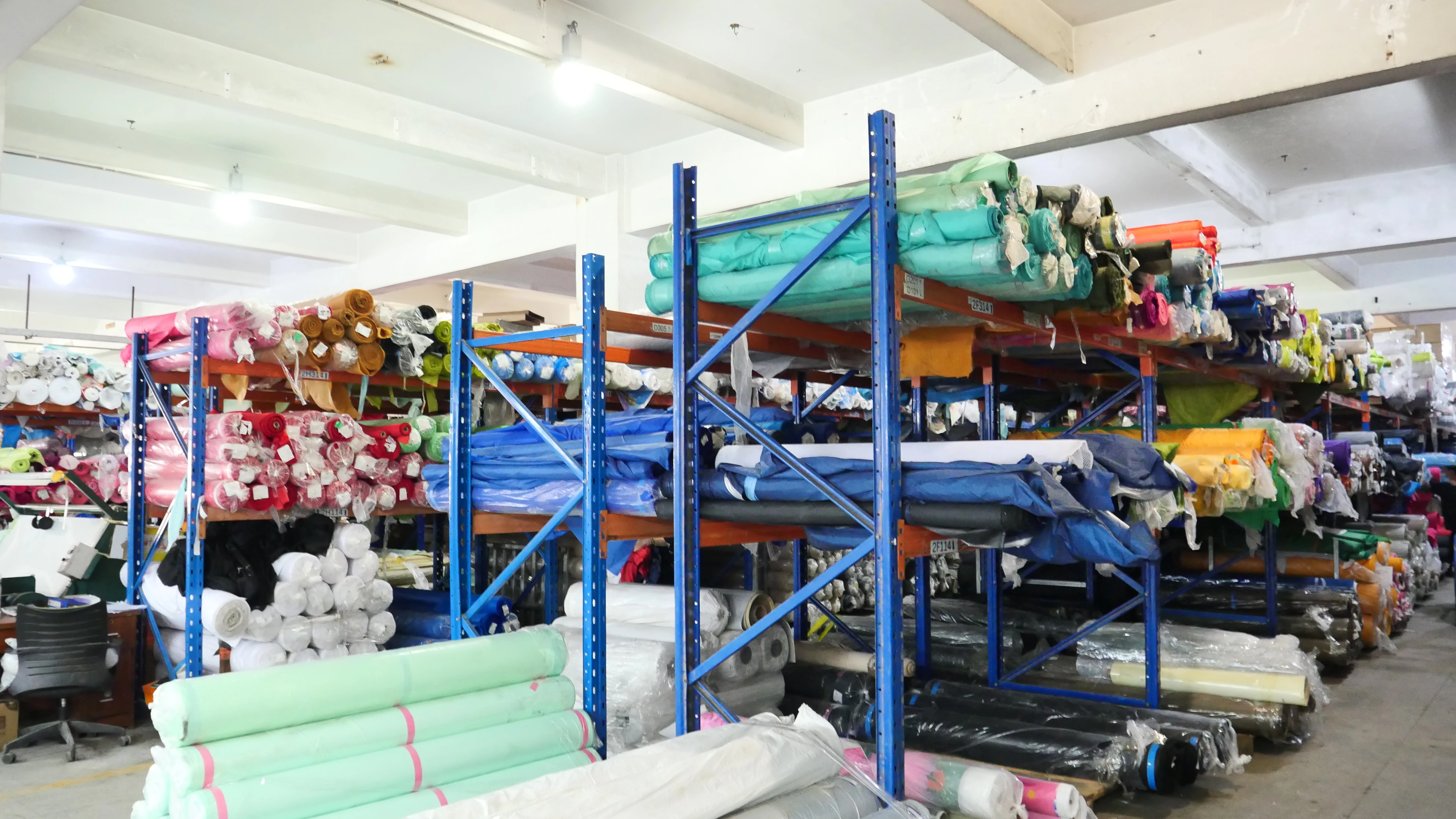 CLM Polyester Waterproof Glamping Outdoor Camping Beach Automatic Quick Open Hexagonal Family Tent