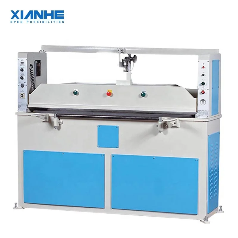 Hydraulic double-column plate die cutting machine for flip flop making