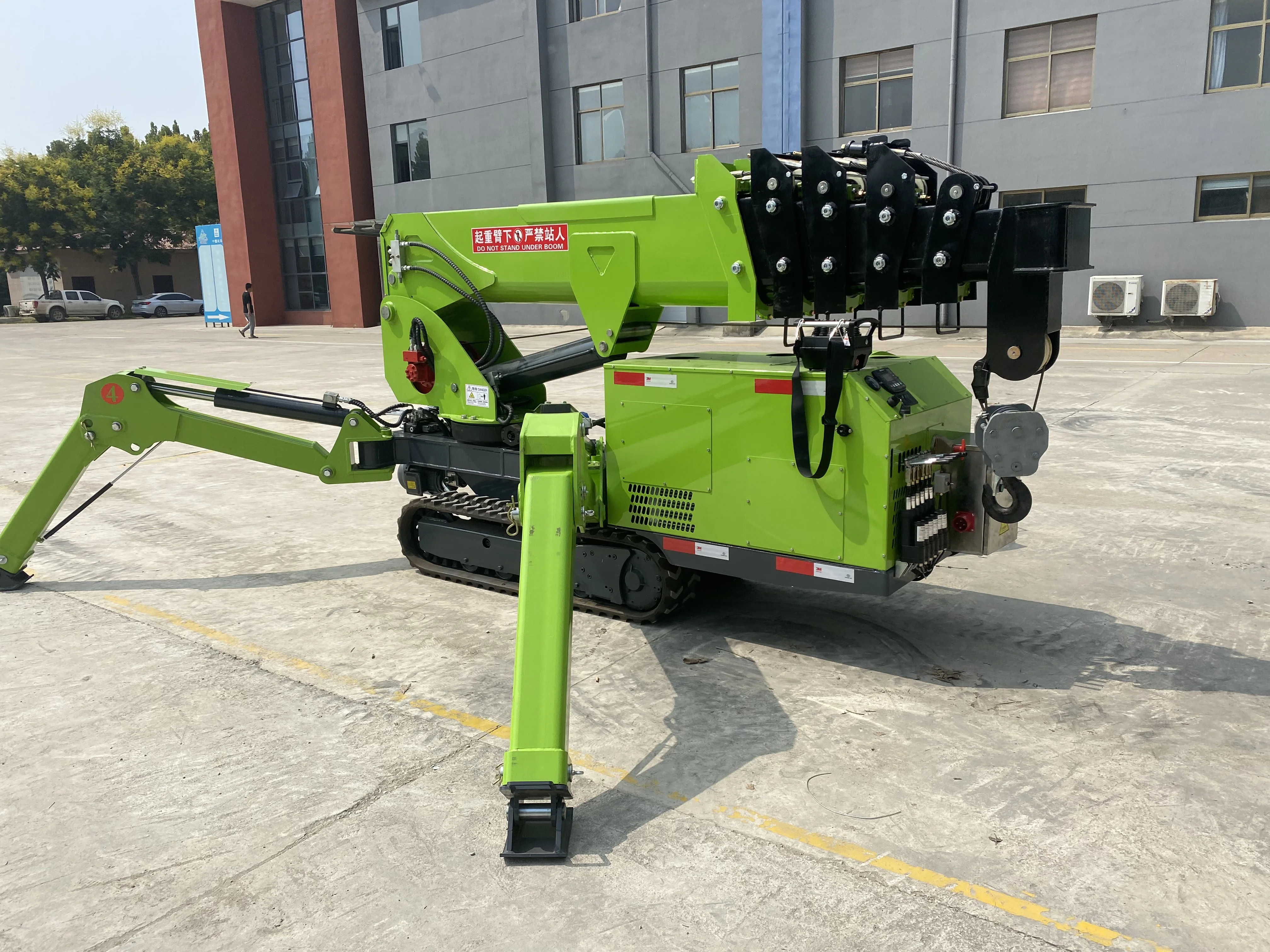 Wireless Remote Control 1T 2T Ac Power And Gasoline Dual Power Mini Spider Crane For Installation Work