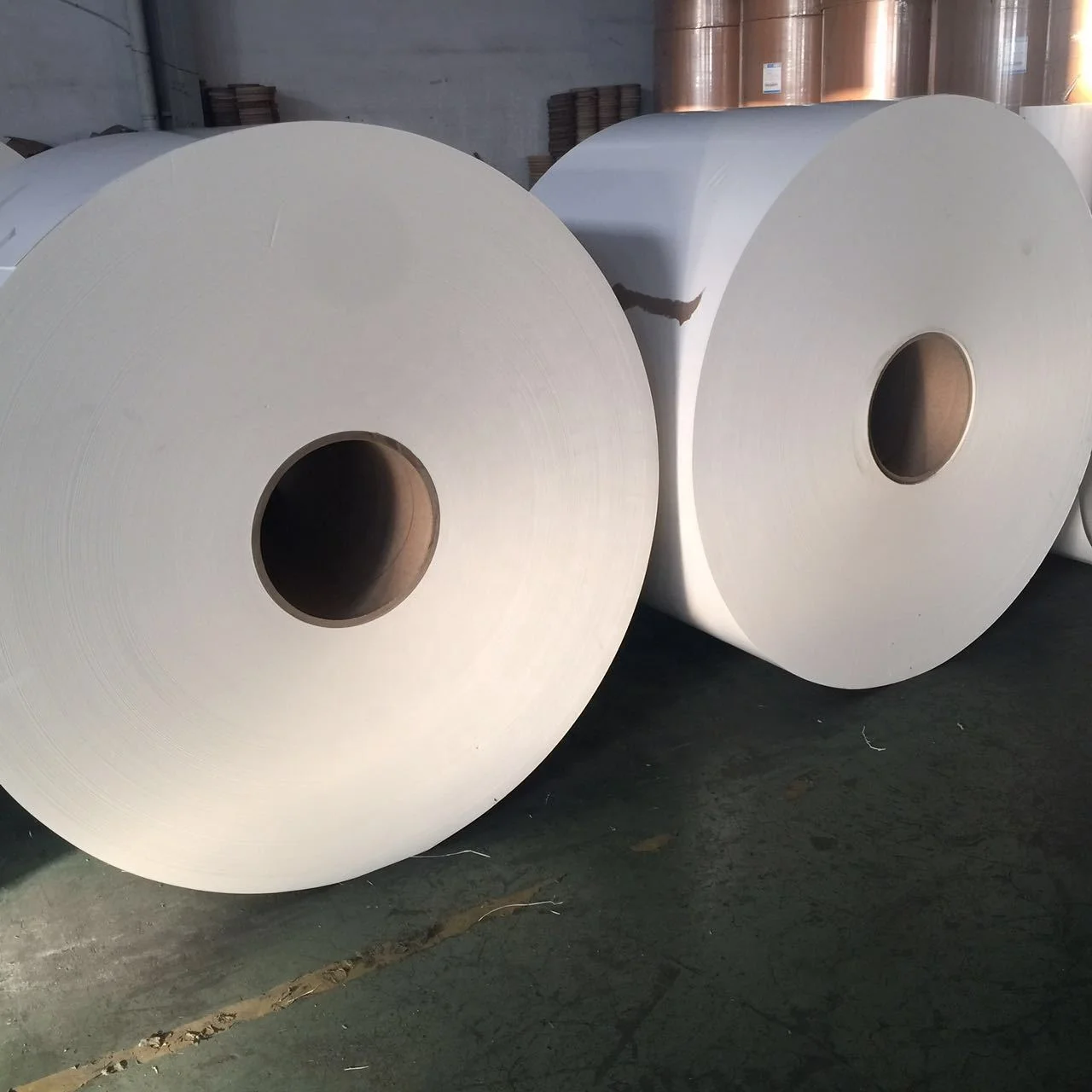 
Ream Packing White Bond Paper 80 gsm 