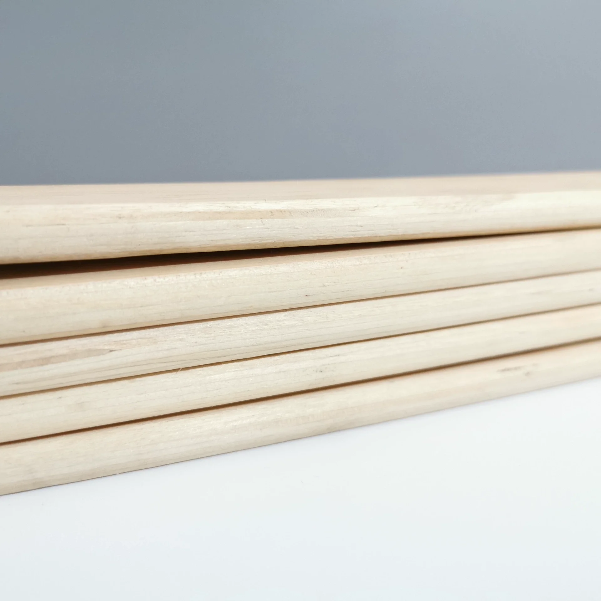Birch / Poplar / Pine Lvl Bed Slats With Good Strength Used For Making The Structure Of Bed / Crib / Sofa